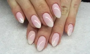Ile kosztuje manicure tytanowy? Ceny, które zaskoczą i zachwycą.