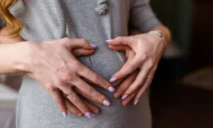 Manicure hybrydowy w ciąży: czy jest bezpieczny? Oto, co musisz wiedzieć!