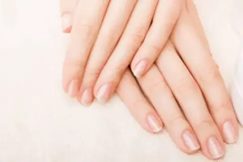 Zestaw do manicure japońskiego jaki wybrać – kluczowe elementy i porady